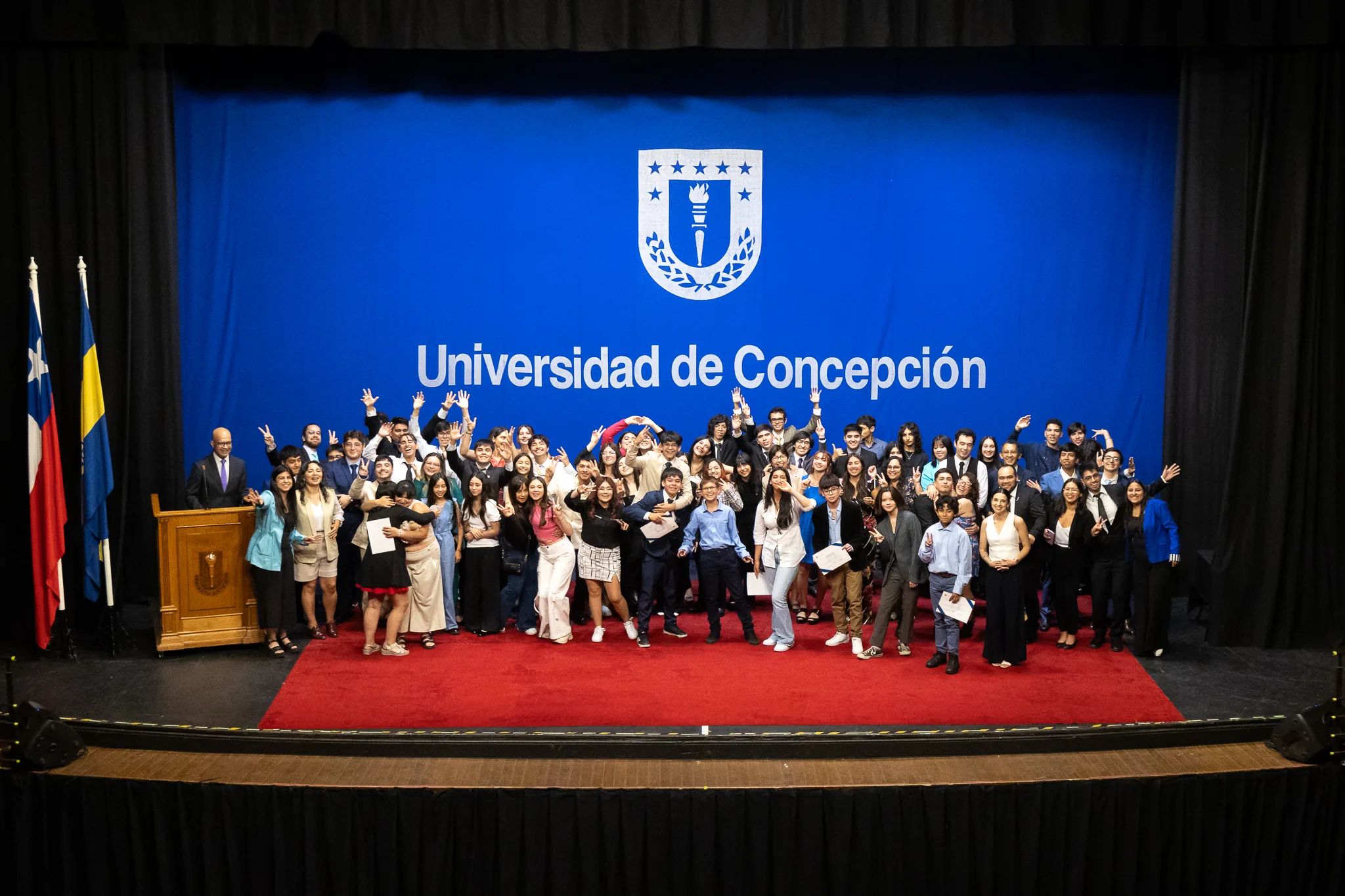 Programa Talentos UdeC celebra egreso y transición de estudiantes reconociendo su compromiso y capacidades