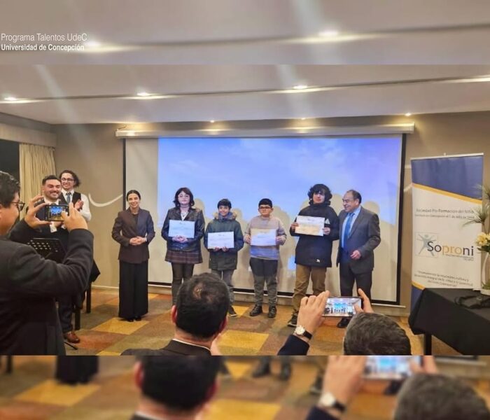 Siete estudiantes de Talentos UdeC fueron reconocidos/as con la “Beca Juan Ernesto Mahuzier” de la Sociedad Pro-Formación del niño (Soproni)